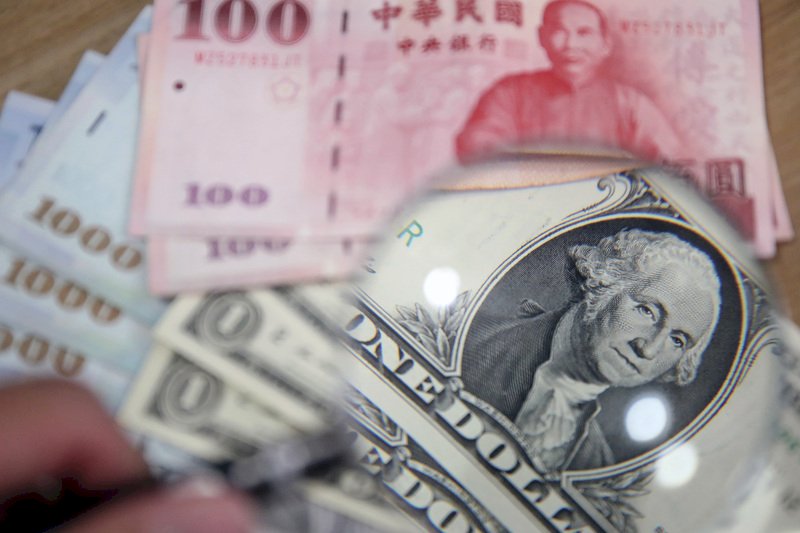 台湾元が米ドルに対して19カ月ぶりの安値、1米ドル＝29.376台湾