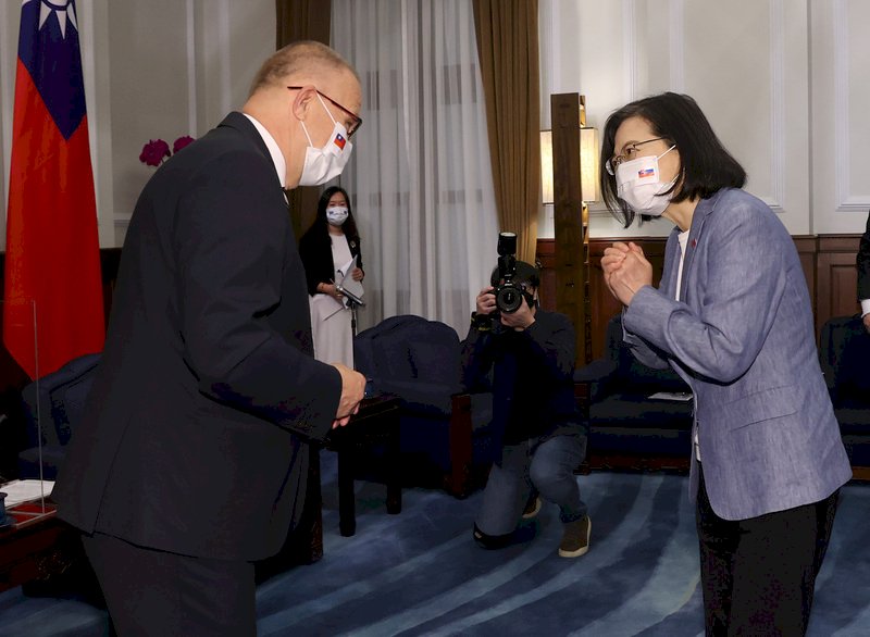 蔡・総統、スロバキア訪問団の表敬訪問受ける
