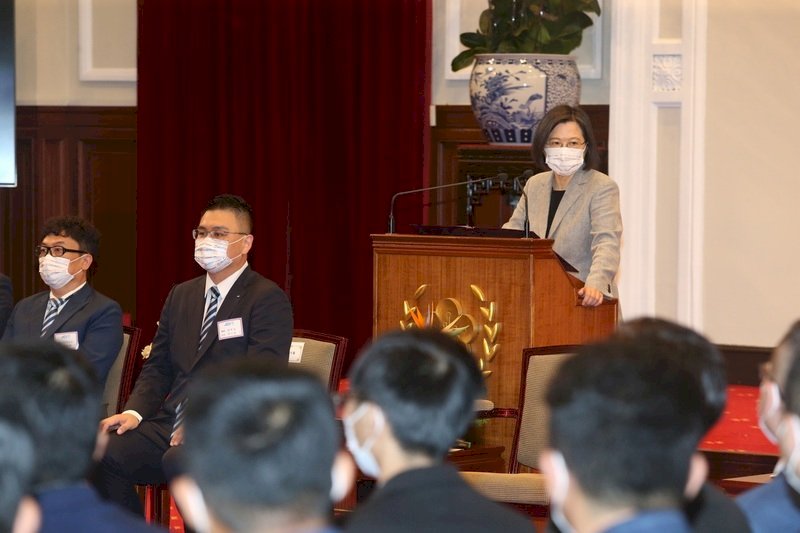 蔡・総統、国際青年会議所中華民国総会で18歳公民権賛成を訴える
