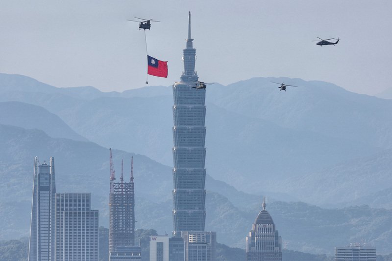 双十国慶節空中の予行演習、人心を奮い立たせる