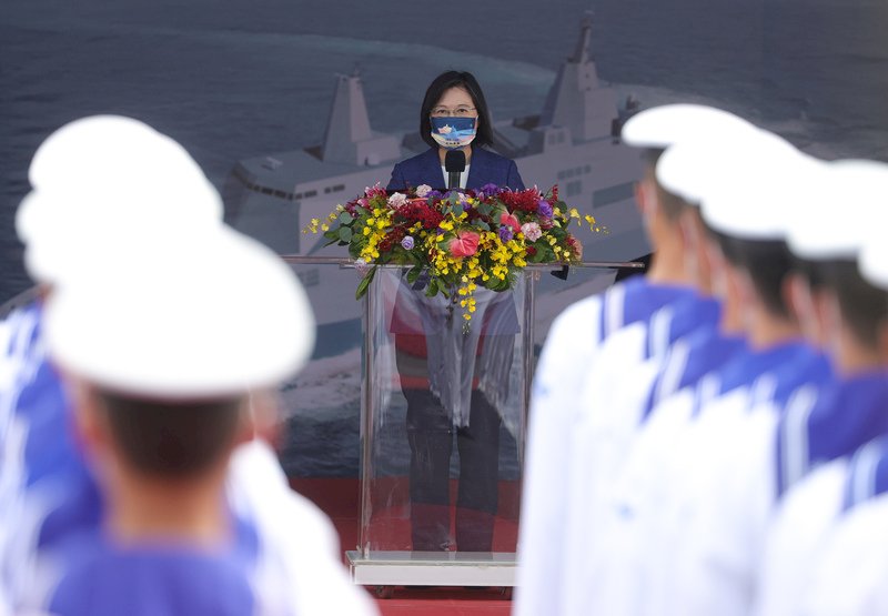 海軍が「玉山軍艦」納入、蔡・総統＝国軍に最良の軍備を