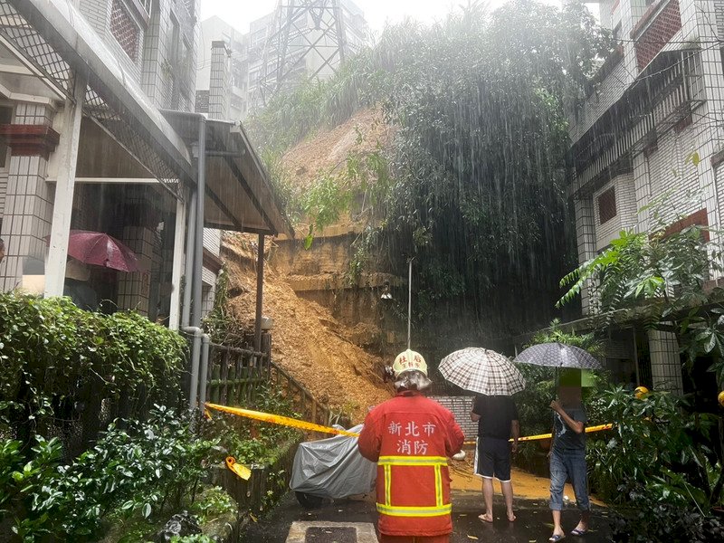 台風20号の豪雨被害、全国で268件　台北市が最多
