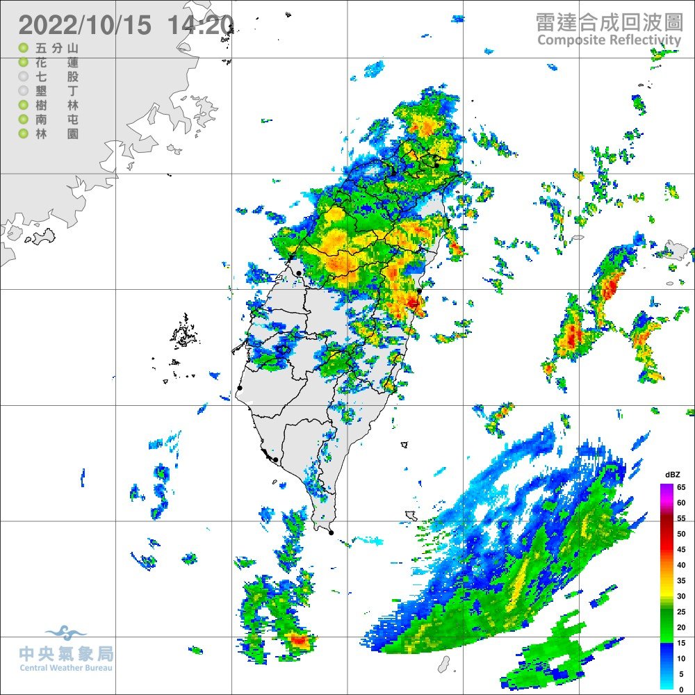 台風接近、台北・新北の八県・市に豪雨注意報