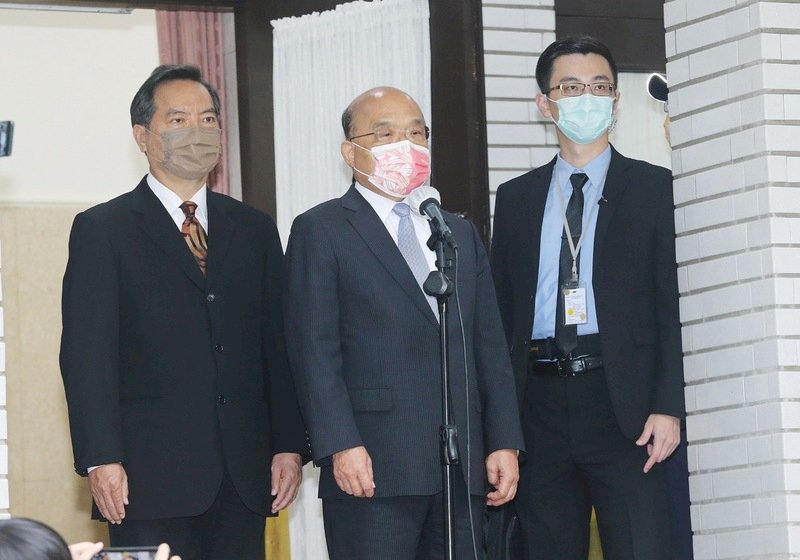 蘇・行政院長が新型コロナに感染、蔡・総統が関心示す