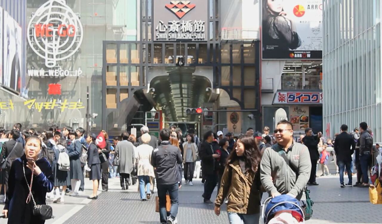 国境開放で訪日旅行ブーム、日本語学習者は倍増