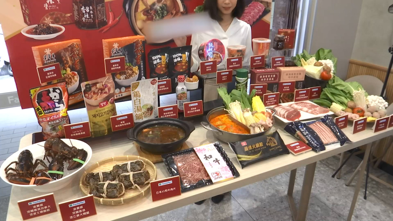 「立冬」は栄養を補給、薑母鴨の店も早くから開店