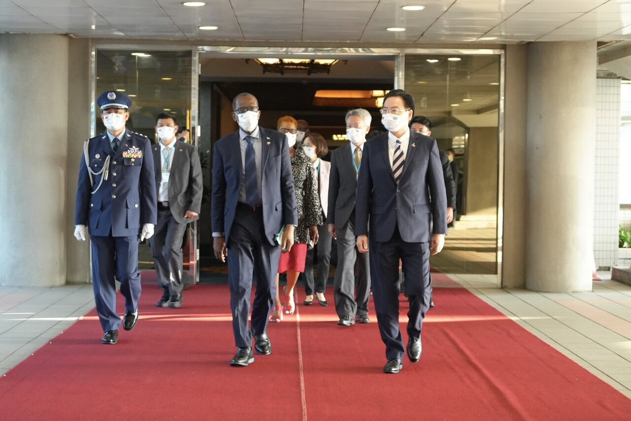友好国セントルシアのピエール首相訪台