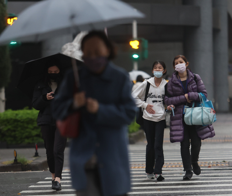 強烈な大陸からの寒気団到来、北部で冷え込み