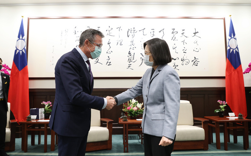 蔡・総統＝権威主義拡張に直面し、台湾は国防戦力を向上させていく