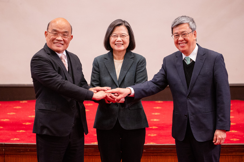 蔡・総統、新行政院長は陳建仁氏と発表　蘇貞昌氏に感謝