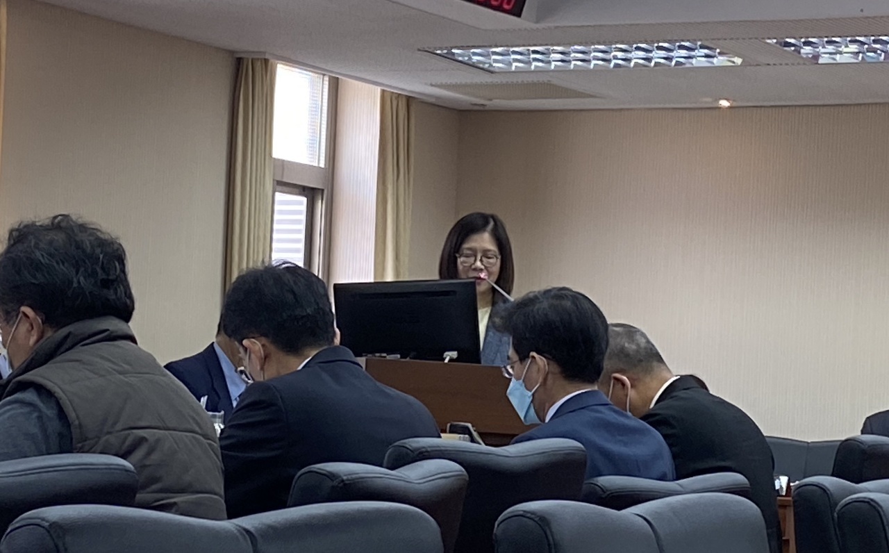 中国からの漂着ゴミ問題、海洋委員：APECを通してコミュニケーションを取っている