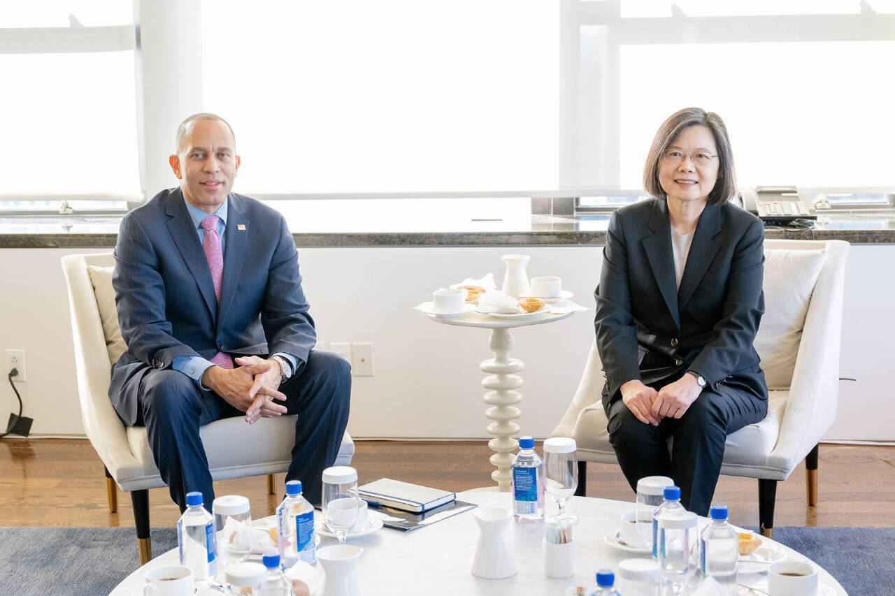 蔡・総統、4/5午前にマッカーシー下院議長と会談、午後談話の発表と昼食の予定