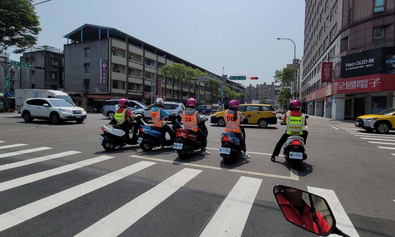 オートバイの免許取得後の参加型・路上教習が開始