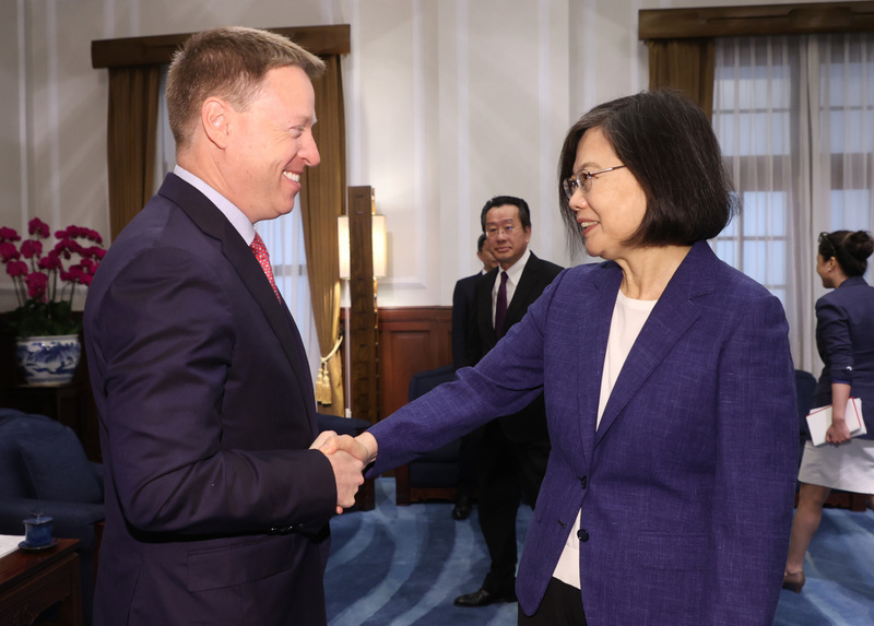 元米大統領副補佐官が蔡・総統を表敬訪問　抑止力は戦争よりもはるかに有用