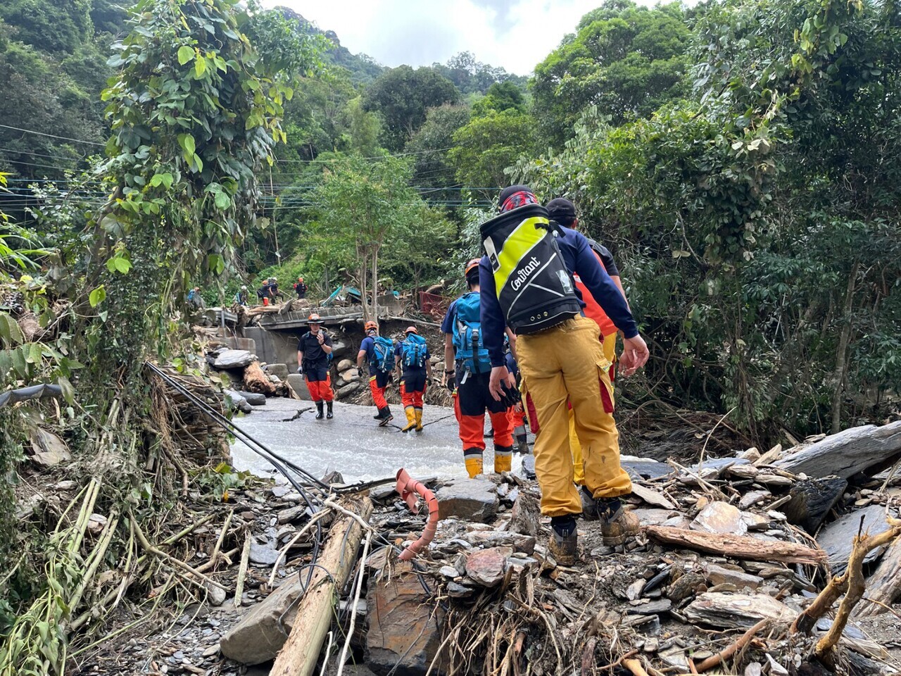 台風6号による豪雨で南投では8/6になっても118人が足止め