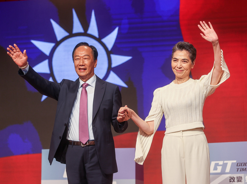 鴻海創業者の郭台銘氏、次期総統選への立候補資格を取得