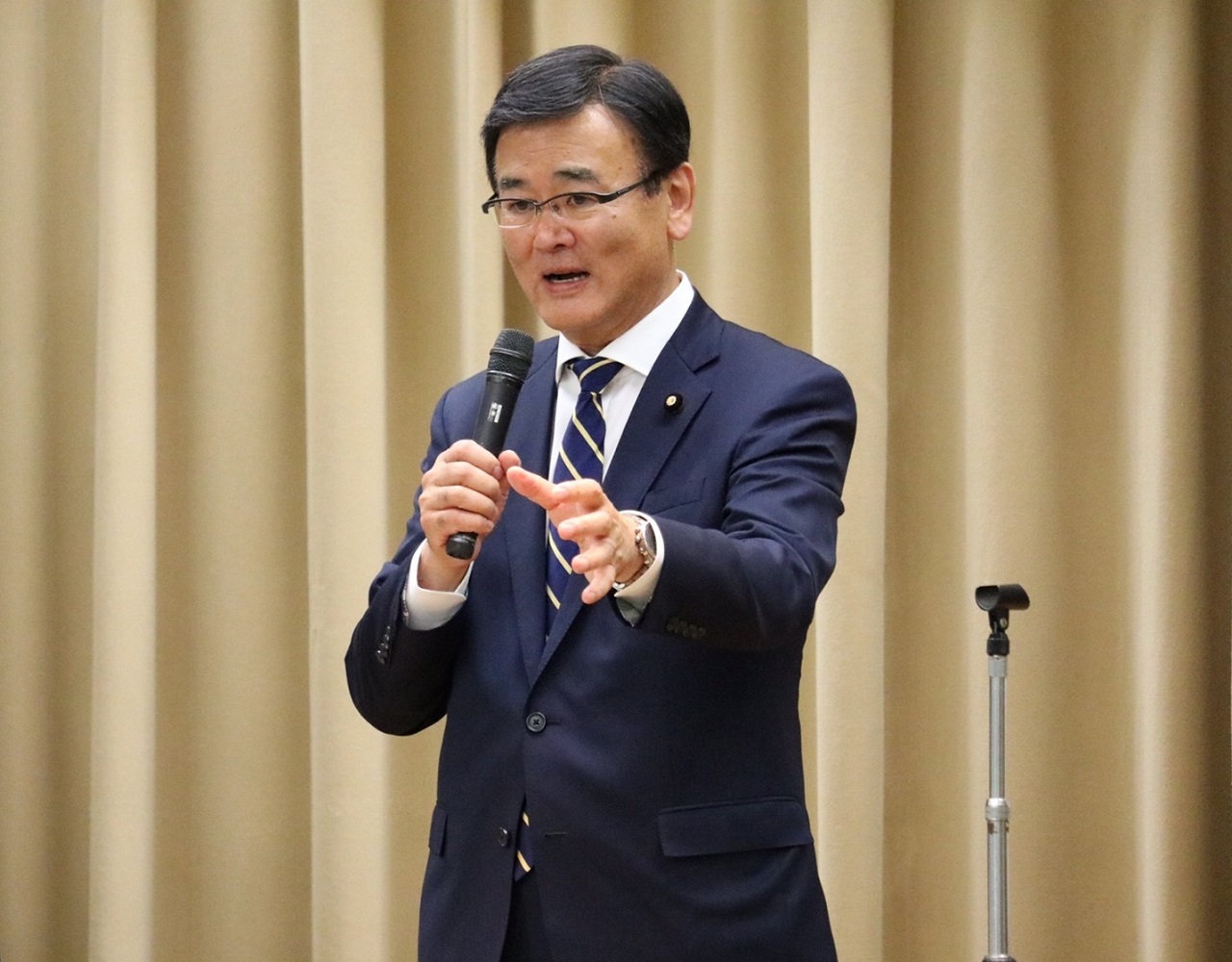 ナウルとの断交問題、日本の官房副長官：今後の影響を注視