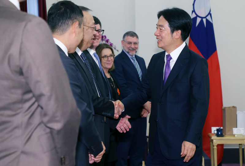 頼清徳・副総統、総統選挙後初訪台の米シンクタンクの表敬受ける