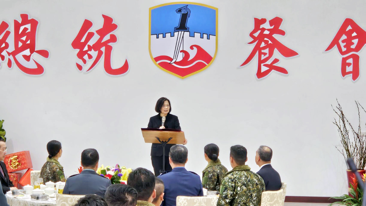 蔡総統が離島・澎湖を視察、国軍への支持拡大と福祉増進を約束