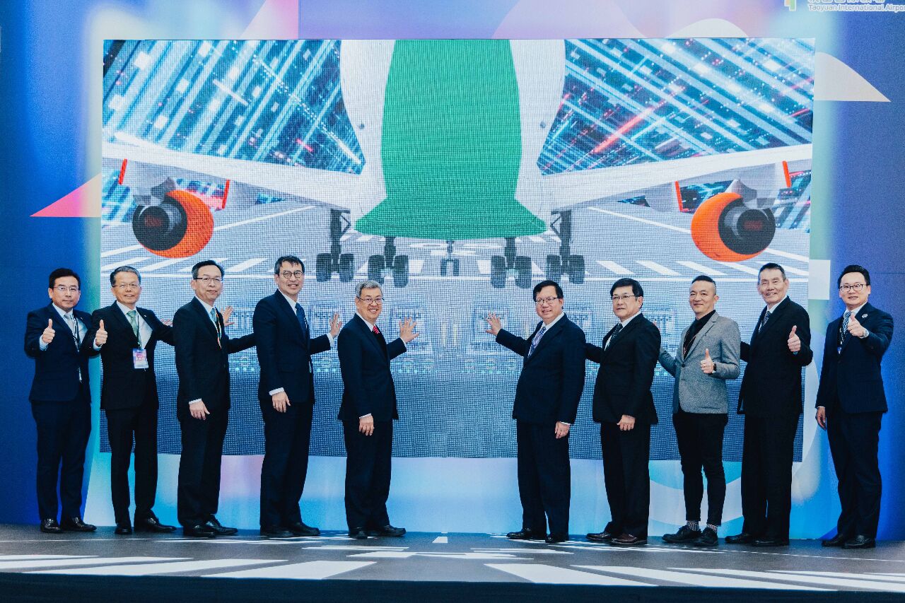 桃園国際空港開港45周年、行政院：世界に台湾を見せたい