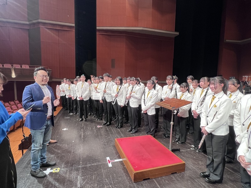 台日交流促進、中華文化総会が「オレンジの悪魔」卒業公演に出席