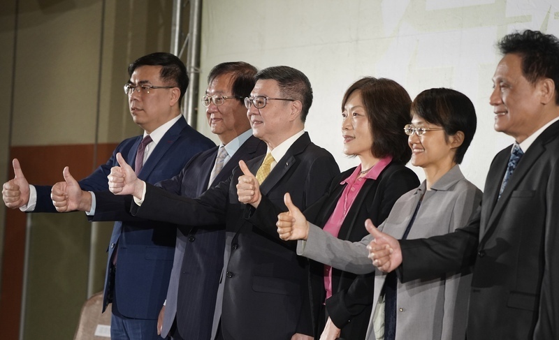 新内閣第4弾発表、卓栄泰氏「公義、永続性もち、次世代の為に努力を」