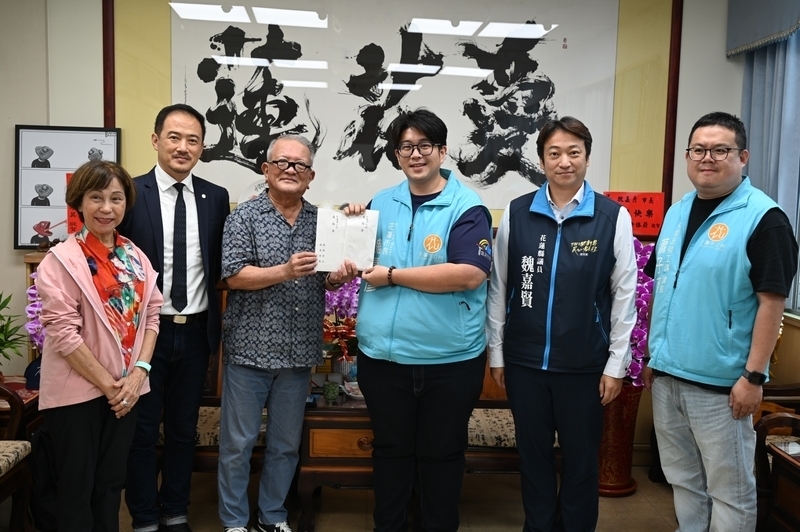 「沖縄・台湾交流振興会」から110万円の寄付金、地震で被災の花蓮市に