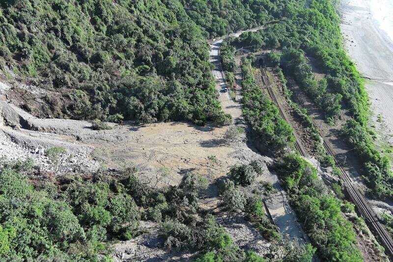 台湾鉄道、土砂崩れで不通となっていた花蓮県内の区間が復旧