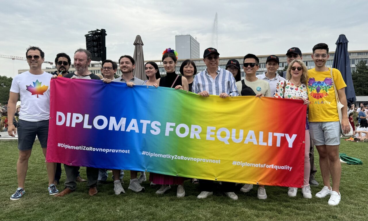 駐スロバキア代表が現地LGBTQI＋パレードに参加、台湾の同性婚に対する認知度上昇に期待