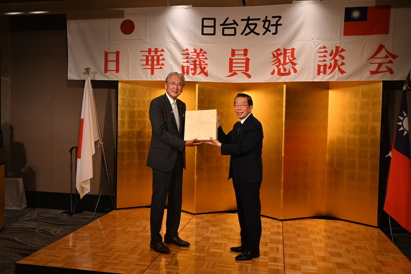 謝長廷・駐日代表が間もなく離任、日本の国会議員が感謝の会
