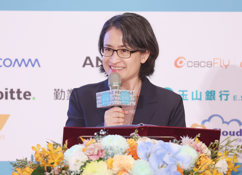 蕭・副総統：政府は先手先手で対応し、AI革命時代迎える