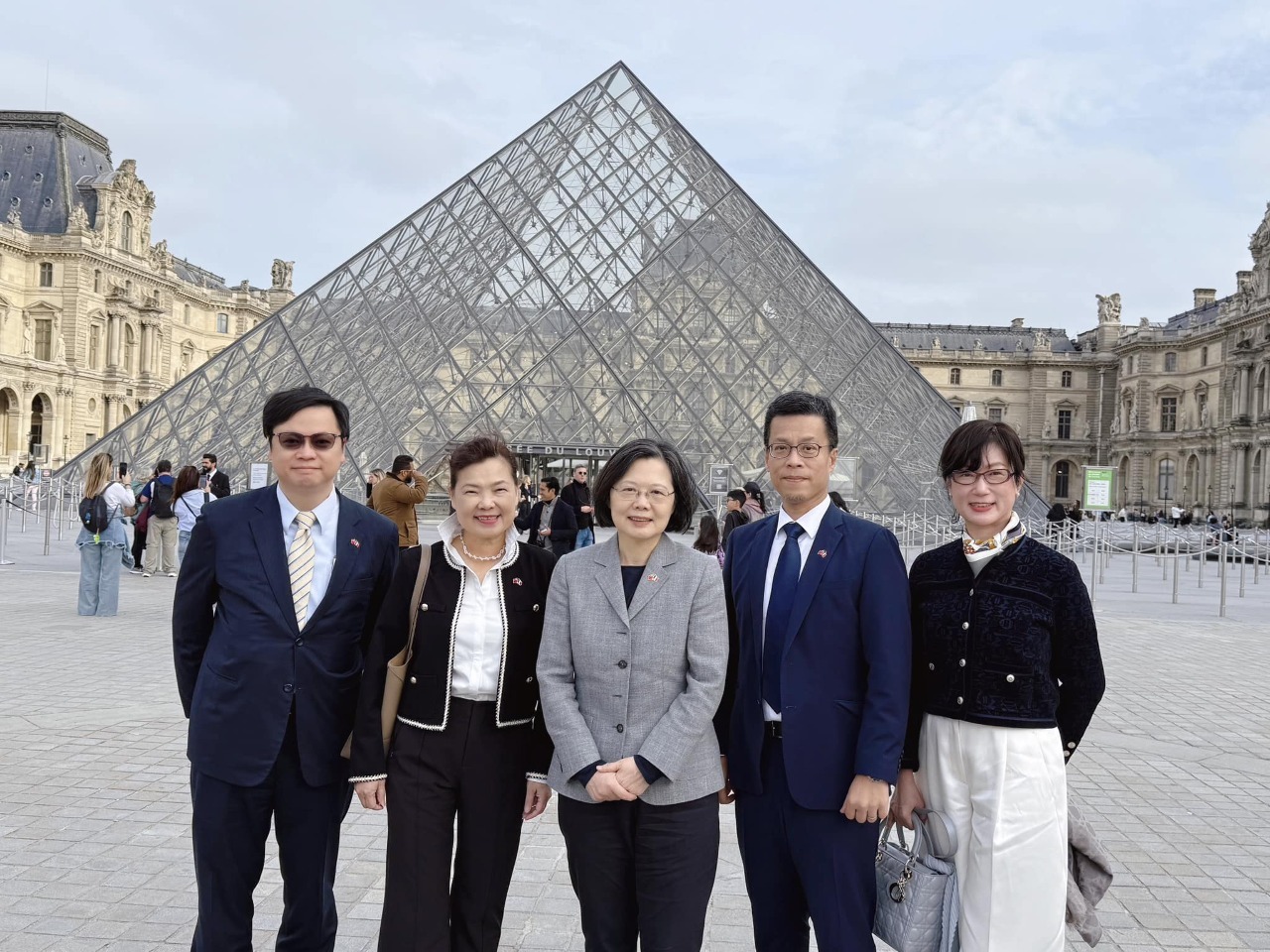 ヨーロッパ訪問中の蔡・前総統がフランス・パリに到着