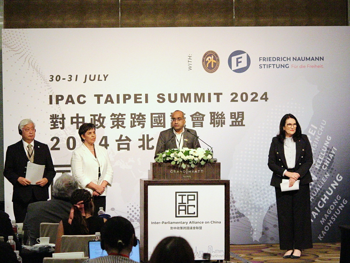 欧州議会、中国によるアルバニア決議歪曲に反対する決議を採択