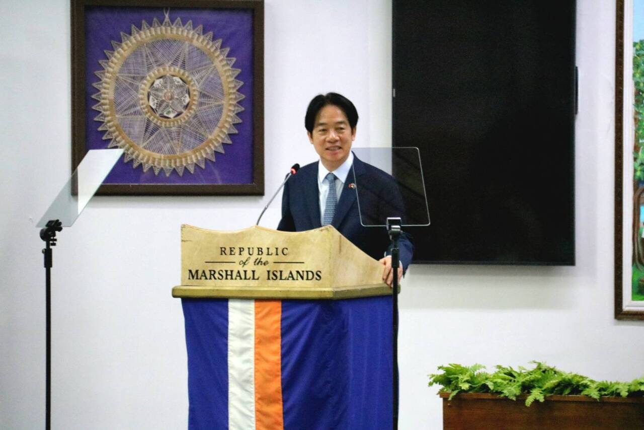 頼清徳・総統がマーシャル諸島の議会で演説、同国に航空機購入の借款提供を発表