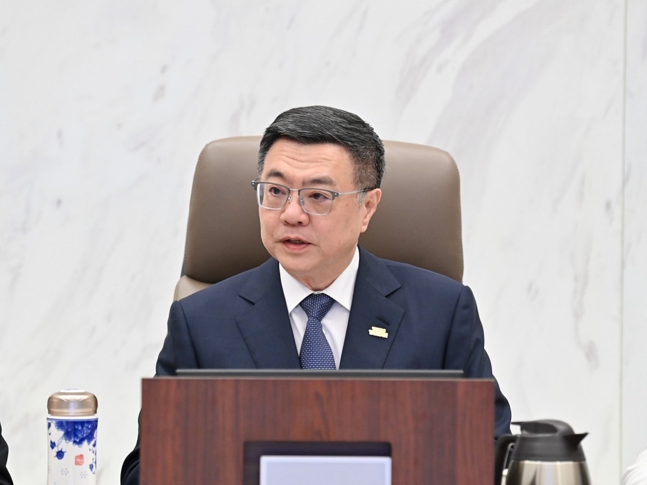 卓・行政院長「2025年の願いは経済発展、治安の強化」
