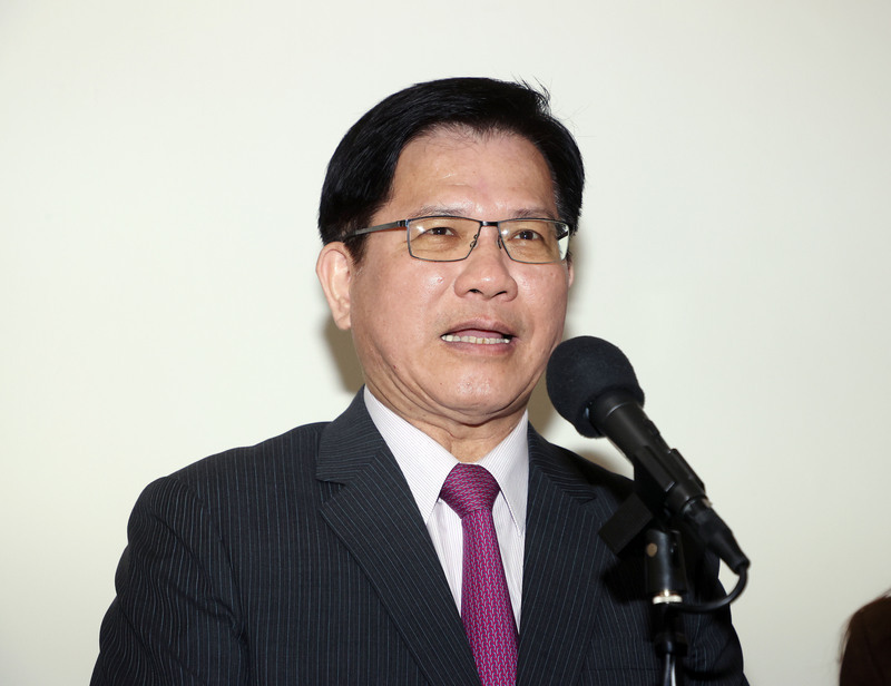 林佳龍・外交部長、総統特使としてパラオ大統領就任式に出席