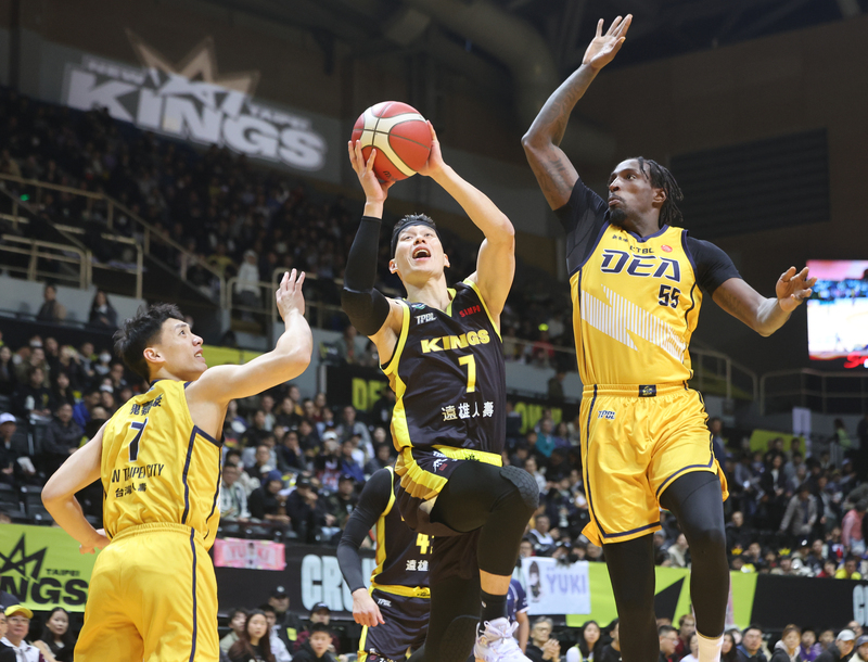 スポーツオンライン - 2025-01-18 - テニス、卓球、バスケ