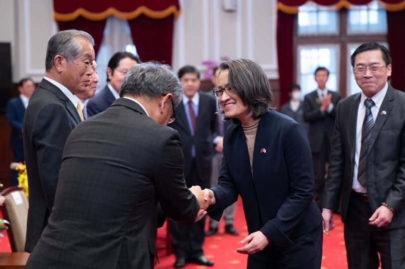 蕭・副総統が「日本台湾親善協会」訪問団の表敬受ける　「九州は台日交流の重要拠点」