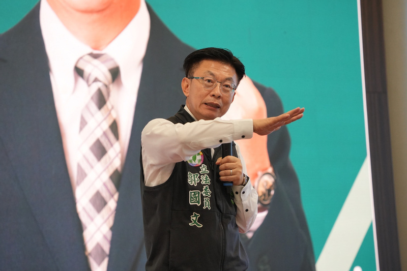 野党が行政院長主導のリコール宣伝を批判、民進党：政策説明は与党の義務