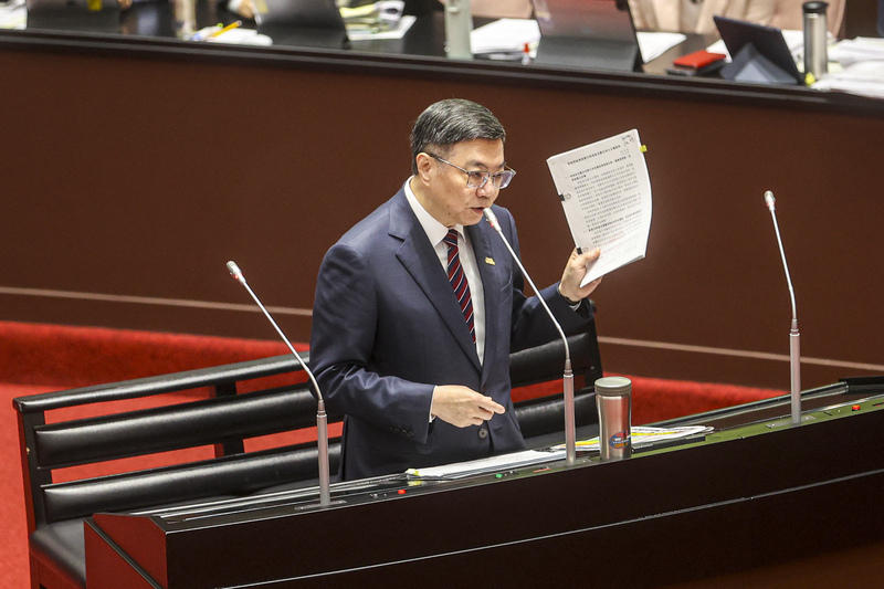 国防予算をGDPの10%へ引き上げるか？卓・行政院長：現在その能力はない