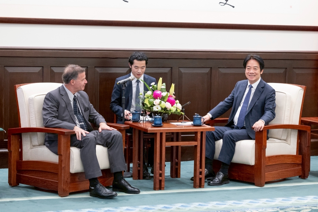 頼‧総統：台湾の自衛力強化を継続、米インド太平洋軍前司令官の表敬を受け