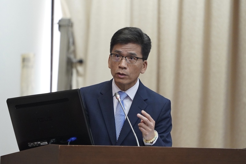 台湾株2万ポイント回復も空売り規制続行？金管会： 2指標で判断