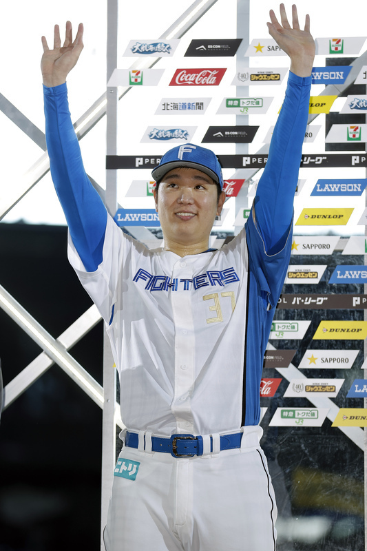 日本ハム、古林睿煬が98球で完封、台湾出身選手として3人目