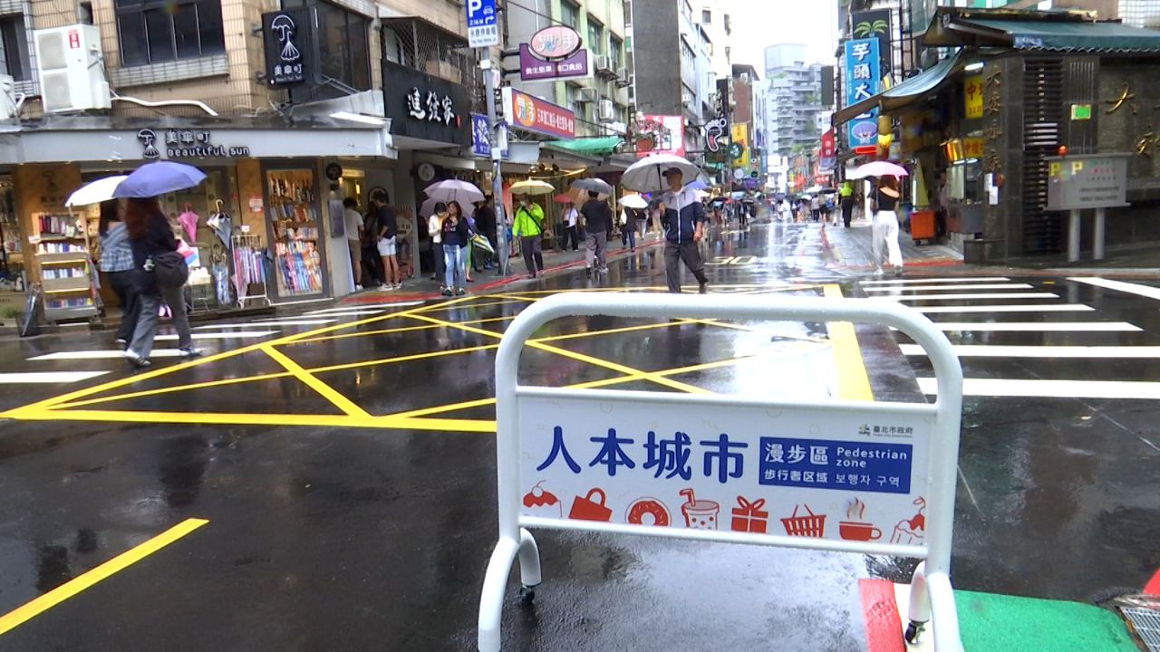 台北市・永康街が「休日歩行者天国」を試験的に実施　観光客から「歩きやすい」と好評